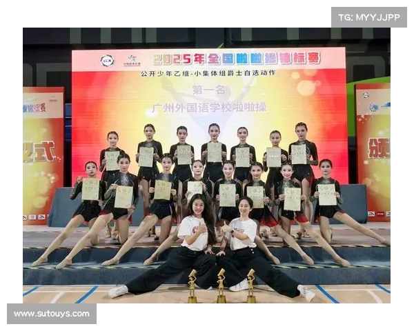 中国队包揽以太极推手世界邀请赛前三名展现强大实力 中国队包揽以太极推手世界邀请赛前三名展现强大实力